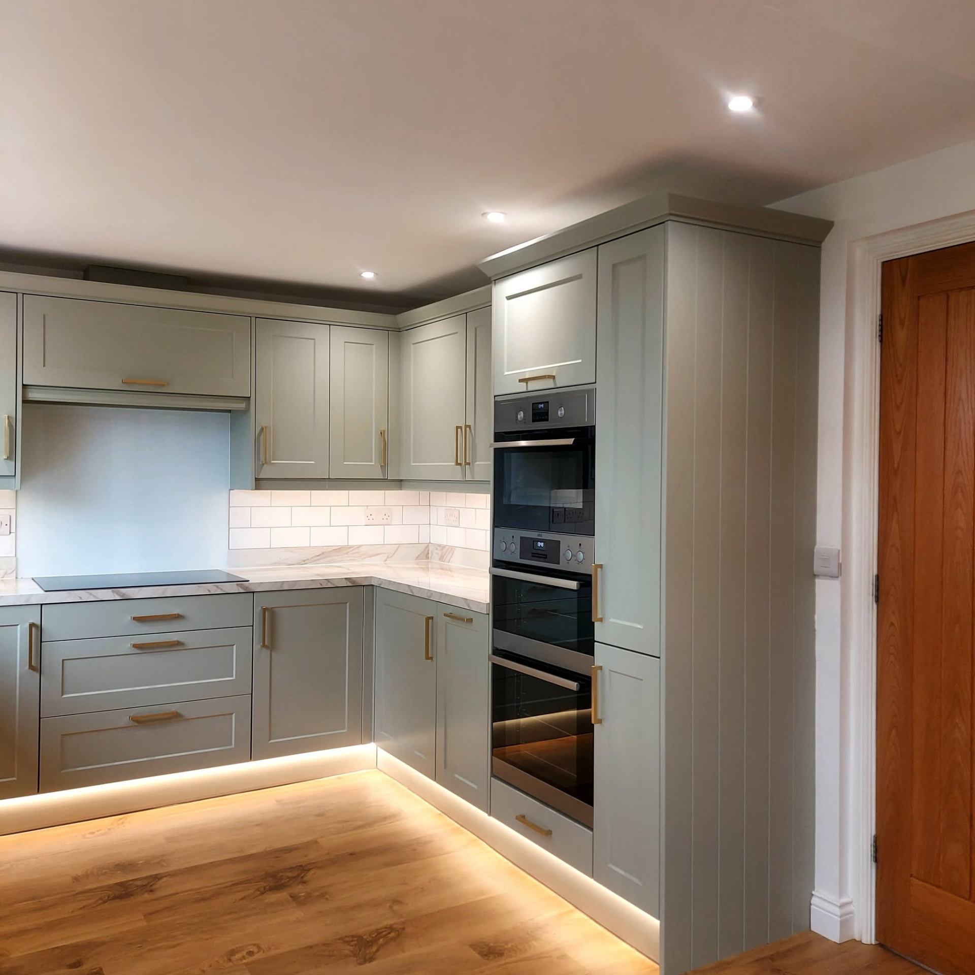 Lee Heaney working on a bespoke fitted kitchen
